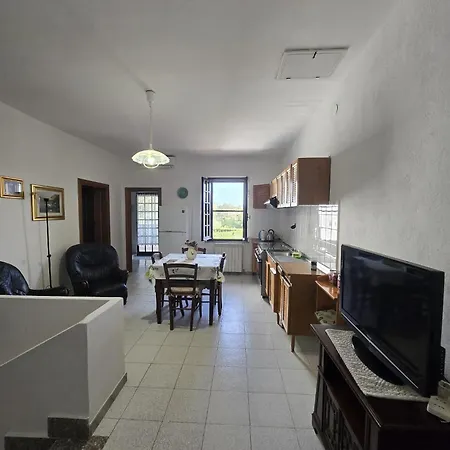 Giro' Apartment